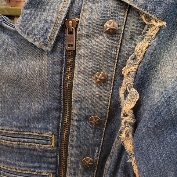 Guess Fitted Denim Jean Jacket, Size L - Picture 7 of 12